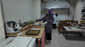 Bingöl’de 3 Çocuk Annesi Çocukluk Hayalini Gerçeğe Dönüştürdü: Esma Varan Göral’ın İlham Veren Başarısı